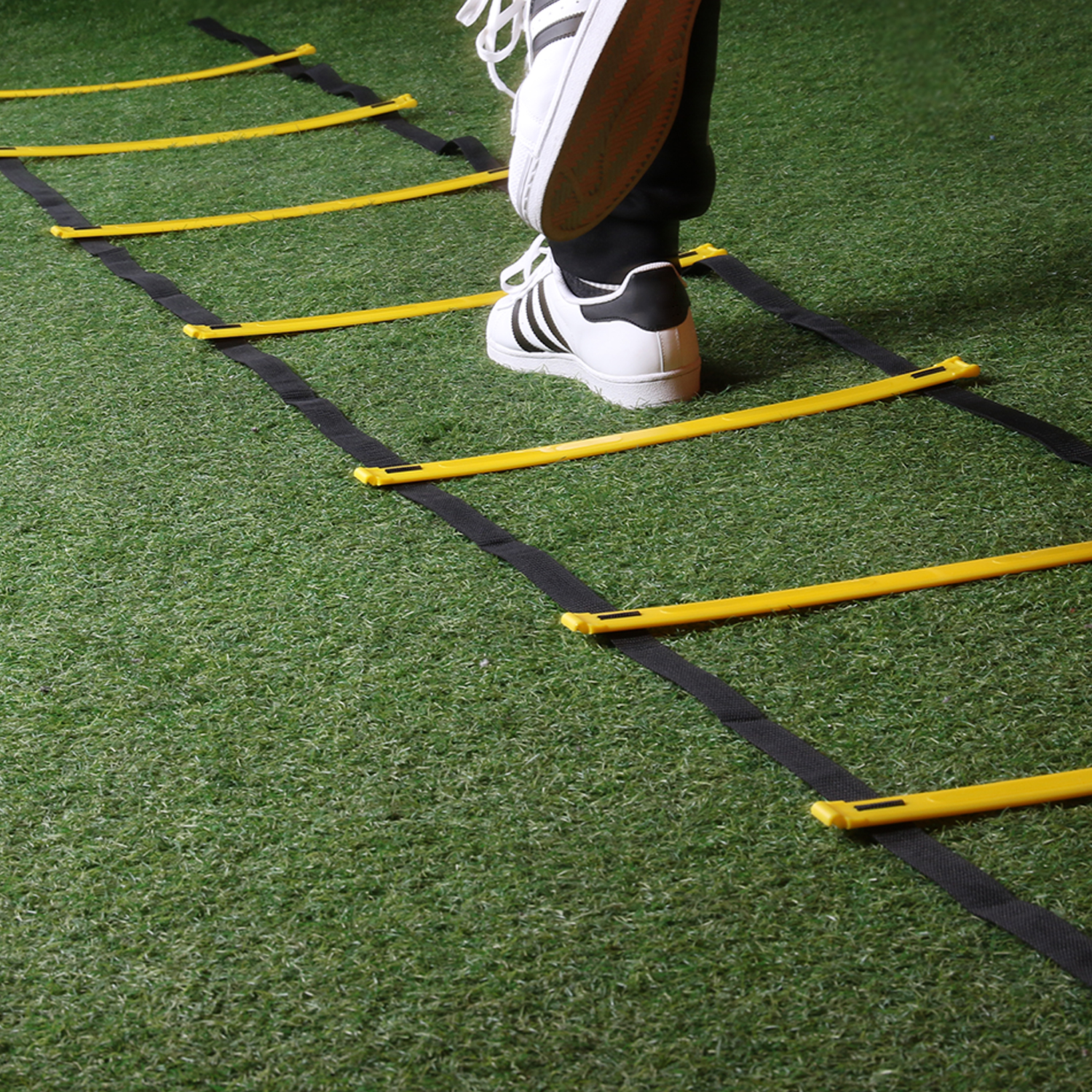 BETTER ATHLETIC PERFORMANCE Perfect agility ladder speed training equipment which are suitable for soccer training, football, basketball, hockey, lacrosse, tennis, badminton, etc. to increase acceleration, foot strength, and speed, balance and body control.